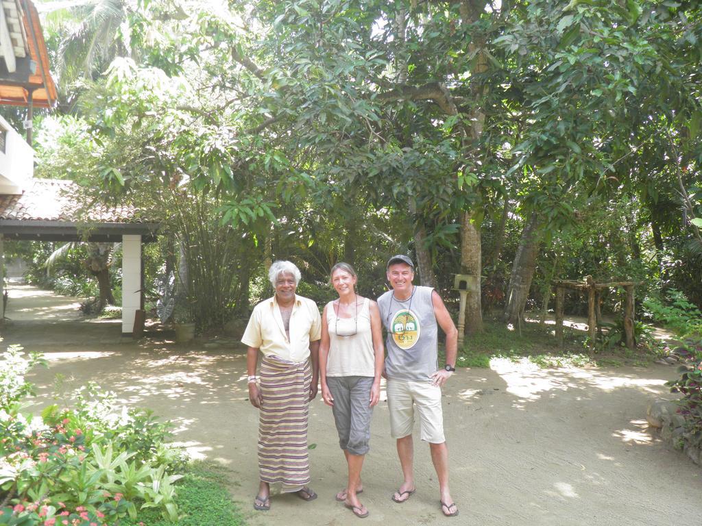 Strand Unawatuna Luaran gambar